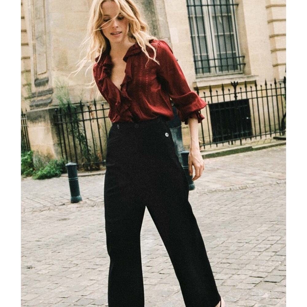 Doen Hardy Lace Pintuck Blouse Crimson Red - Picture 4 of 5